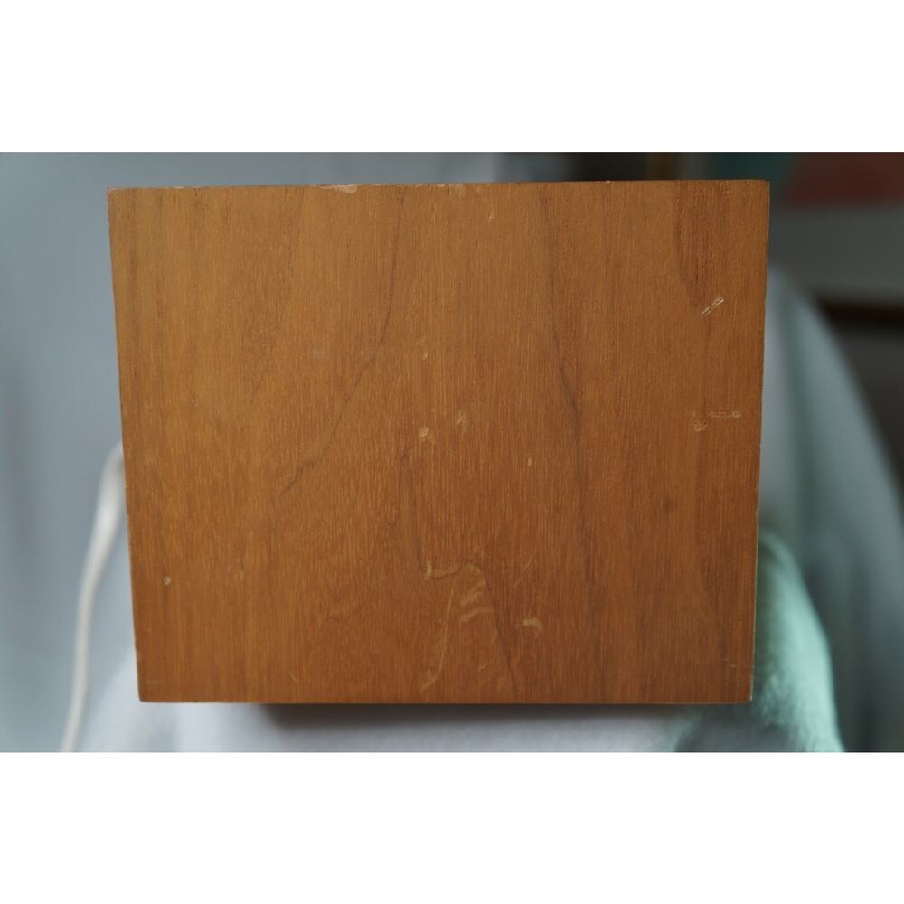 Tivoli Audio Henry Kloss Model One AM/FM Table Radio Walnut Wood Cabinet - Picture 8 of 9